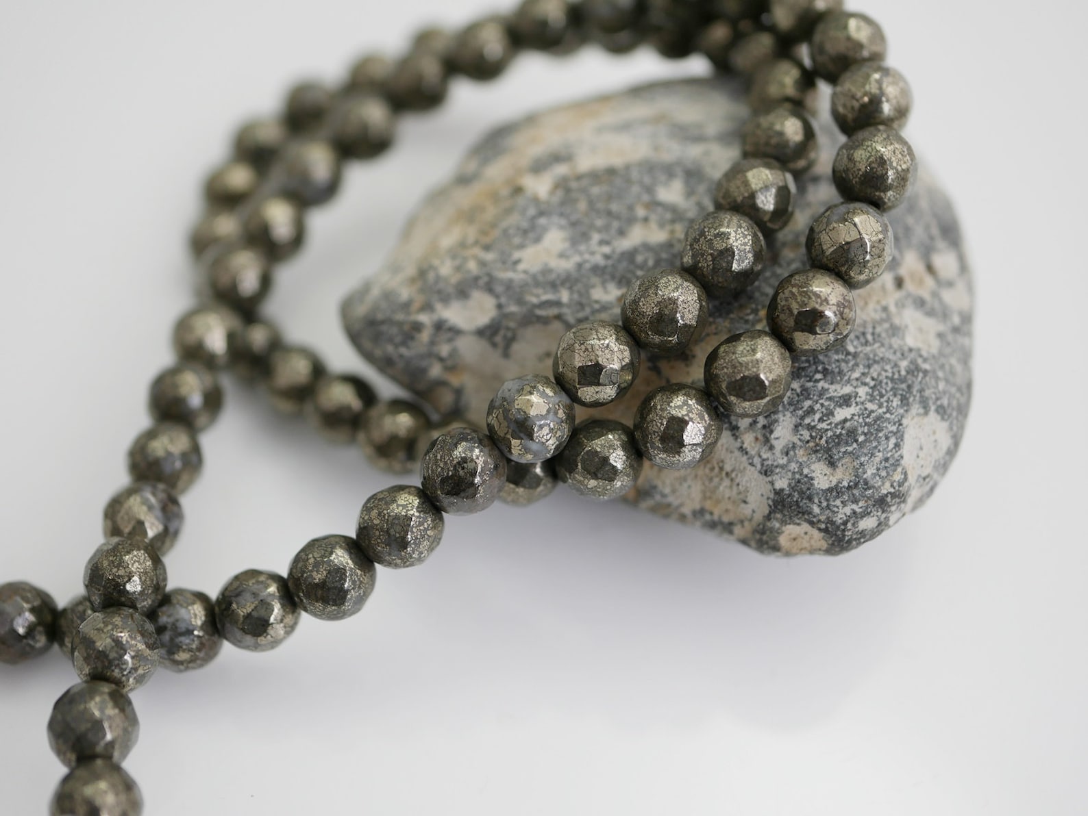 Pyrite Beads Faceted Pyrite Round Beads 6mm Gemstone Beads 15 Etsy