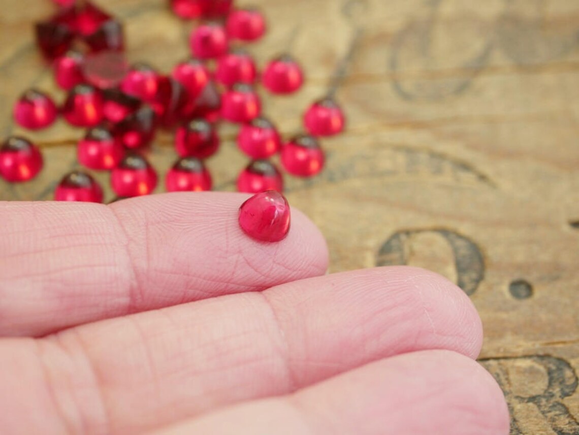 Vintage Rhinestone Luminous Red Small Glass Rhinestone 6mm Round X4mm ...