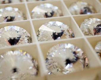 Vintage Swarovski Crystal Rivoli Rhinestone, 18mm No Hole (1)