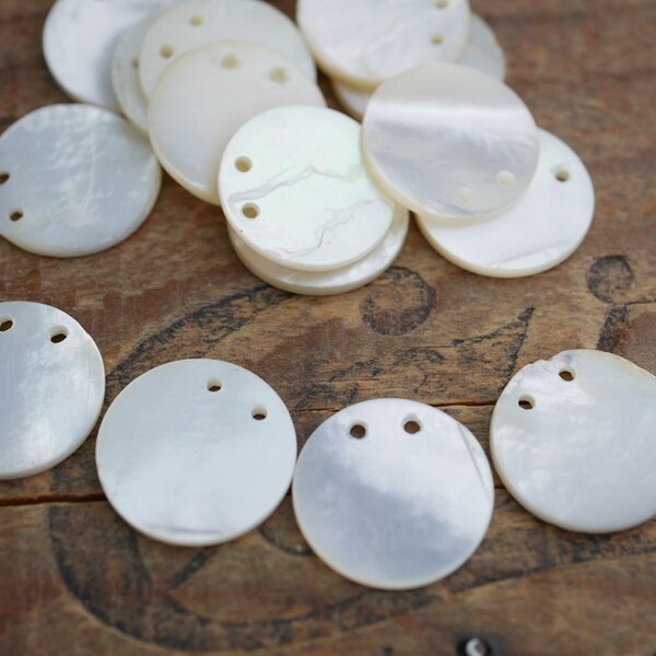 Vintage Mother of Pearl Two Hole Flat Shell Blanks Round Sequin 18MM (6) JK17