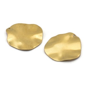Brass Wavy Disc, 12 Raw Brass Wavy Discs With 1 Hole (22mm) D0573