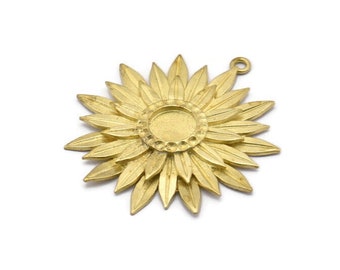 Brass Sunflower Charm, Raw Brass Flower Charms With 1 Loop, Pendants, Earrings (41x38mm) N0717