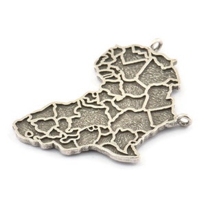 Africa Necklace Pendant, Antique Silver Plated Brass African Continent Charms With 2 Loops (39x28mm) U084
