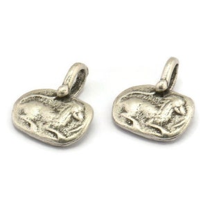Silver Horse Charm, 4 Antique Silver Plated Brass Horse Charms With 1 Loop, Pendants, Jewelry Findings (14x16mm) N2133