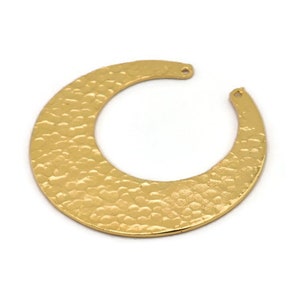Hammered Moon Charm, Gold Plated Hammered Brass Crescent Moon Charm With 2 Holes, Pendant (45x44x14mm) N0199