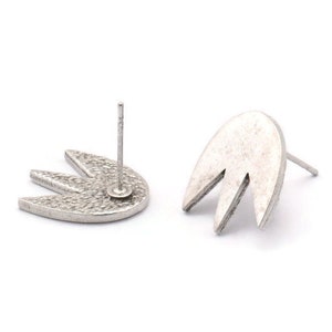 Silver Lotus Earring, 2 Antique Silver Plated Brass Lotus Flower Stud Earrings (15x13x1.5mm) N1619