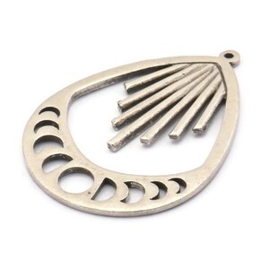 Moon Phases Charm, Antique Silver Plated Brass Moon Phases Charm With 1 Loop, Pendants (44x33x1.5mm) N1129 H0963
