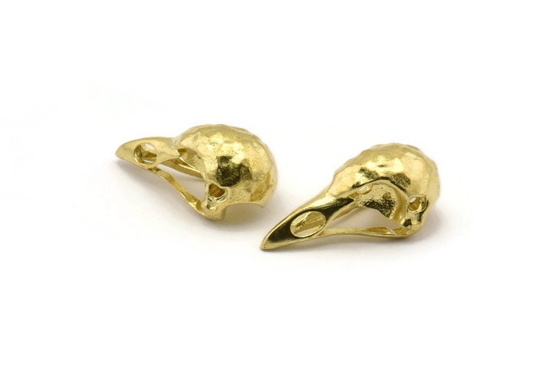 小さな鳥の頭蓋骨、生の真鍮製の鳥の頭蓋骨ペンダント、(25x12x11mm