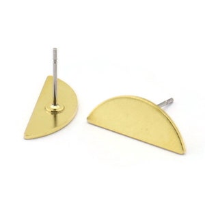 Semi Circle Earring, 10 Raw Brass Half Moon Stud Earrings (18x7x0.80mm) M02655 A0117