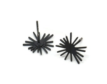 Black Sun Earring, 12 Oxidized Black Brass Sun Shaped Stud Earrings (11x12x0.60mm) A2958