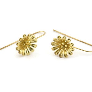 Brass Flower Earring, 4 Raw Brass Flower Stud Earrings, Findings (16x0.70mm) N1199