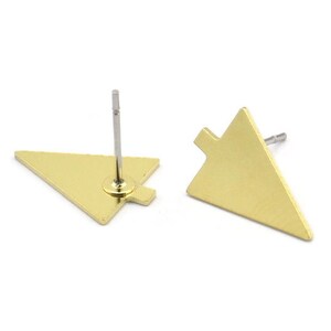 Brass Arrowhead Earring, 12 Raw Brass Arrowhead Shaped Stud Earrings (15x11x0.60mm) A2901