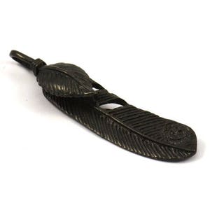 Black Feather Pendant , 2 Oxidized Brass Feather Charms, Feather Pendants (47x10mm) N0179 S395