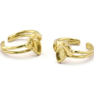 Brass Ring Settings, 3 Raw Brass Drop Ring With 1 Stone Setting - Pad Size 6x4mm D0214