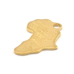 Brass Africa Charm, 10 Raw Brass African Continent Pendants With 1 Hole, Findings (24x16x1.2mm) D979