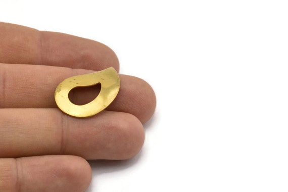 ペンダント　ヴィンテージ Drop Brass Pendant, 10 Raw Brass Drops (30x18mm) Bs 1318