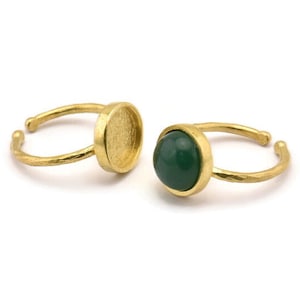 Brass Ring Settings, Raw Brass Round Ring With 1 Stone Setting - Pad Size 10mm N1767