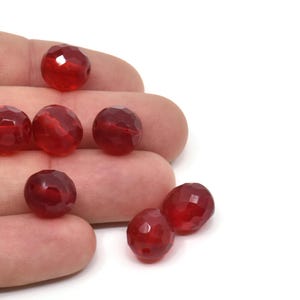 Vintage Red Bead, 12 Vintage Glass Faceted Red Beads (11mm) CF81 T065
