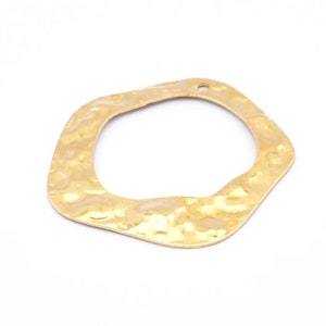 Brass Circle Charm, 8 Raw Brass Hammered Circle Charms With 1 Hole, Earrings, Findings (31x30x0.60mm) D0676