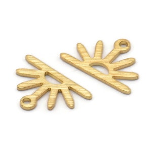 Gold Sun Charm, 10 Textured Gold Plated Brass Sun Charms With 1 Loop (10x15x0.80mm) M02411