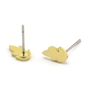 Brass Fire Earring, 12 Raw Brass Fire Shaped Stud Earrings (8x5x1mm) A3851