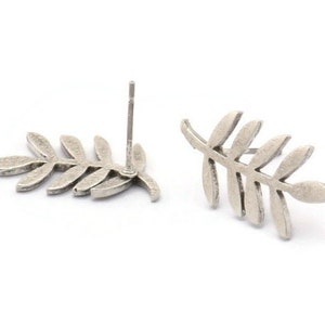 Silver Leaf Earring, 4 Antique Silver Plated Brass Leaf Stud Earrings, Findings (23x12x1.2mm) N1631 H1506