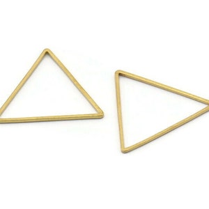 Raw Brass Triangle, 20 Raw Brass Triangles (27x27x27mm) BS 1334