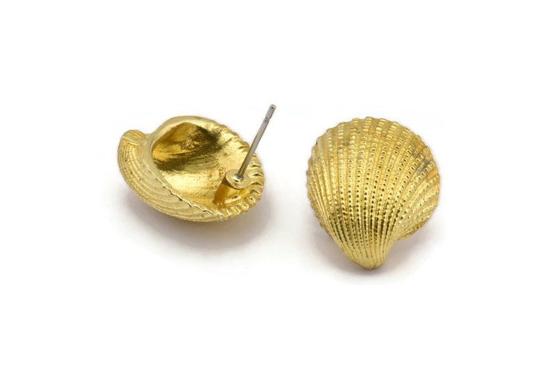 Brass Shell Earring, 2 Raw Brass Sea Shell Stud Earrings 18x16mm N0940 image 1