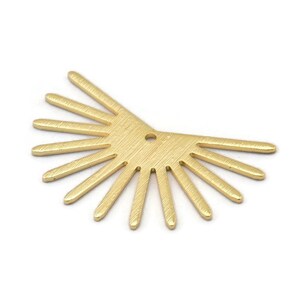 Gold Sun Charm, 4 Textured Gold Plated Brass Sun Charms With 1 Hole (20x30x0.80mm) M02271