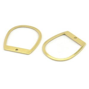 D Shaped Charm, 24 Raw Brass D Shaped Charms With 1 Hole, D Shape Rings (25x22x0.80mm) M451