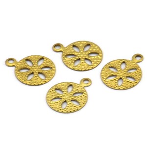 Round Flower Charm, 50 Raw Brass Round Charms, Findings (10mm) Brs 132 A0622