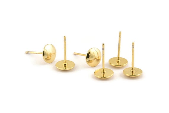 Gold Stud Earrings | Winni.in