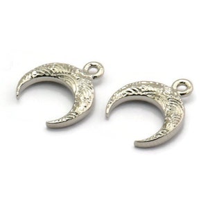 Silver Horn Charm, 6 Silver Tone Textured Brass Horn Charms, Pendant, Jewelry Finding (12x3.50x3mm) N0305 H0158