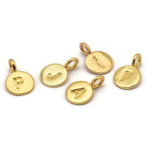 Dije de letra dorada, latón chapado en oro, letra dorada, cuentas de letras, dijes del alfabeto, letras iniciales, dije de pulsera - F128
