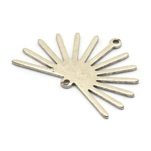 Silver Sun Charm, 6 Antique Silver Plated Brass Sun Charms With 2 Loops (22x30x0.80mm) M02274