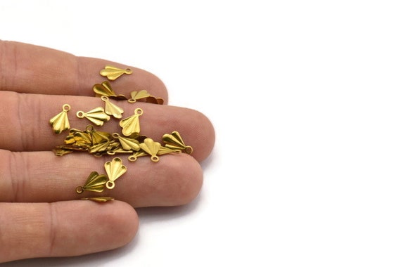 moon‼️ Brass Oyster Charm, 50 Raw Brass Shell Findings, Charms