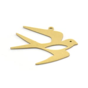 Messing vogelbedel, 8 onbewerkte messing zwaluwvormige bedels met 1 lus, onderdelen (24 x 29 x 0,60 mm) SMP0439