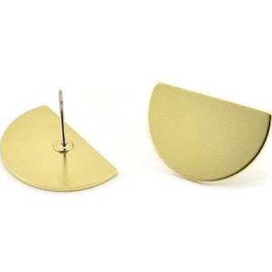 Semi Circle Earring, 8 Raw Brass Half Moon Stud Earrings (22x14x0.80mm) M401 A1620