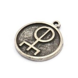 Nordic Runes Charm, 2 Antique Silver Plated Brass Viking Talisman Of Love Symbol Charms With 1 Loop, Viking Runes (20x17x1.5mm) N2042