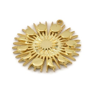 Moon Phases Charm, Gold Plated Brass Crescent Moon Charms With 1 Loop, Pendants (30x29x2mm) N1458