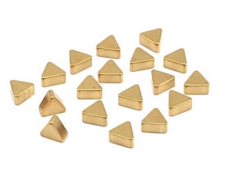 Brass Earring Finding, 50 Raw Brass Triangle Blanks (4x2.5mm) Y073
