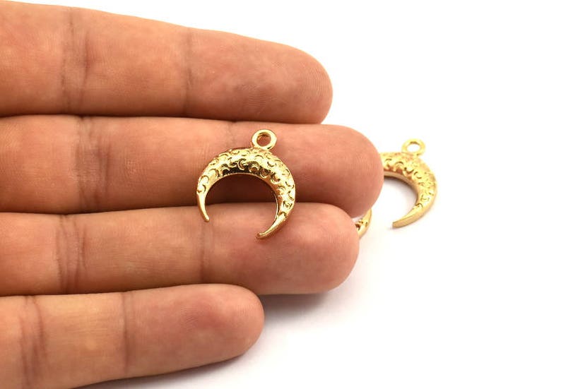 19x6x4mm Gold Moon Charm Pendant Jewelry Finding N272 Q199 2 Gold Plated Textured Horn Charms