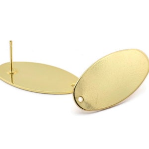 Gold Oval Earring 2 Gold Plated Brass Oval Stud Earrings With 1 Hole (30x15x0.80mm) D0580 A1330 Q1034