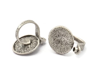 Silver Ethnic Rings, Antique Silver Plated Brass Adjustable Geometric Ring with a Small Pad (3.30mm) N0155