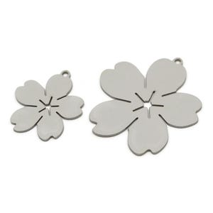 Steel Flower Charm, Stainless Steel Flower Charms With 1 Loop, Charm Pendants, Earring Findings (22/32x0.80mm) SMP2747