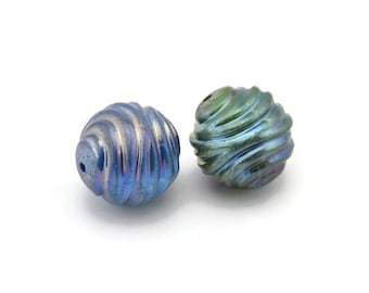 ヴィンテージゴールドドイツ製プラスチックビーズ：26 x 18 mm、20個 