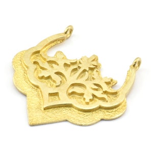 Brass Ethnic Pendant, 2 Raw Brass Ethnic Pendants With 2 Loops (31x32x1.6mm) E249