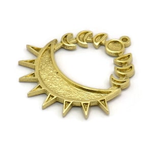 Brass Moon Charm, Raw Brass Crescent Moon Charms With 1 Loop, Moon Phases Findings (32x30.5x1.5mm) N2220