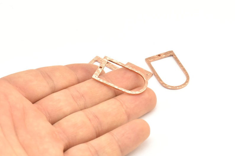 Rings 3 Rose Gold Plated Brass Hammered D Shape Connectors With 1 Hole D Shape Rings BS 1875 Q570 29x17x1.3mm