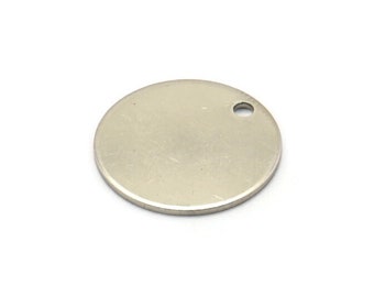 Charm redondo de acero, 24 charms redondos de acero inoxidable con 1 orificio (16 x 0,70 mm) M02695